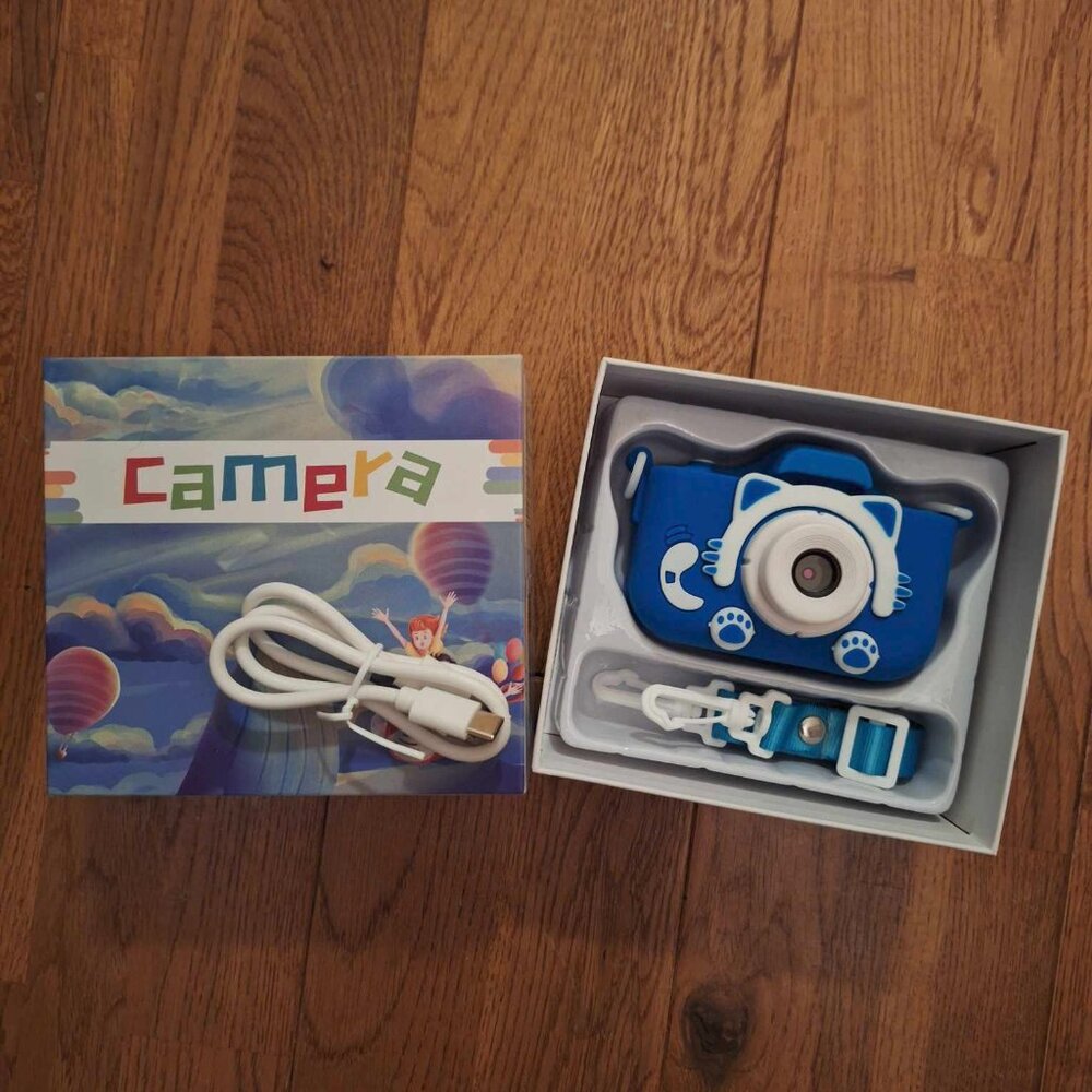 NIP Kids Digital Camera and Video Recorder w/ Soft Cartoon Cover and 32g SD Card